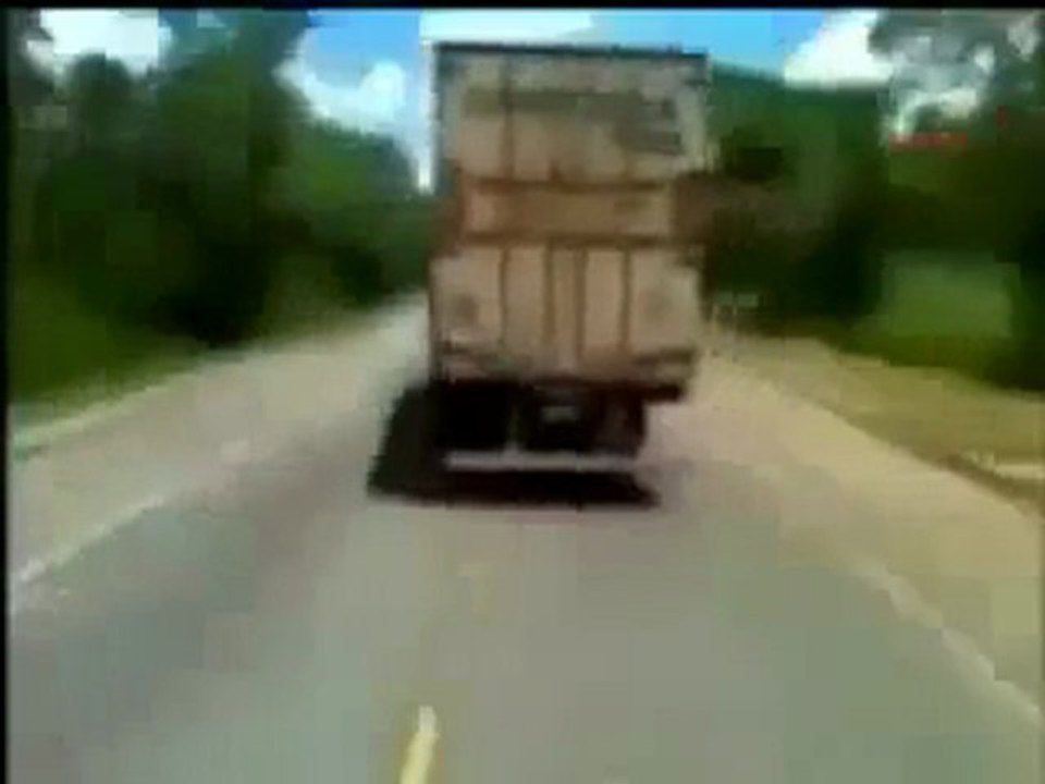 Şöför çıldırmış olmalı