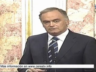 Pons tacha a Rubalcaba de "patético, mentiroso y falso demócrata"