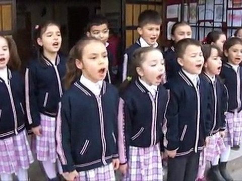 Yunus Emre - Gel Gör Beni Aşk Neyledi (3B Sınıfı Öğrencileri)