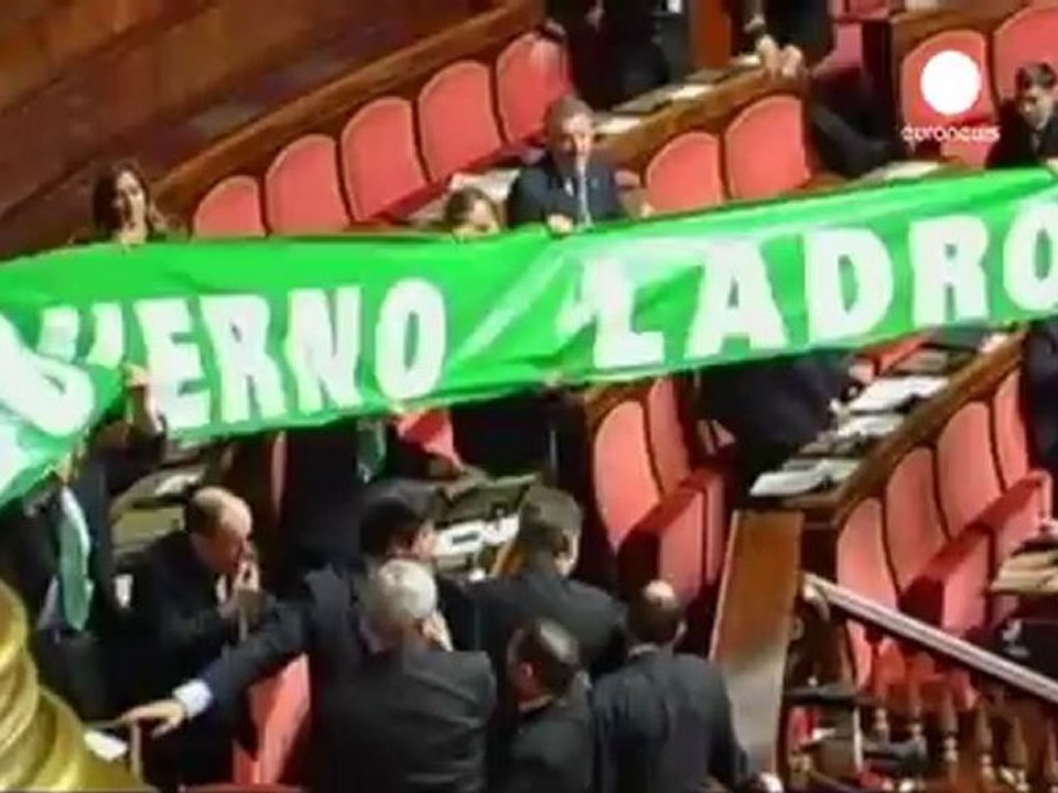 El plan de austeridad de Monti provoca una ruidosa...