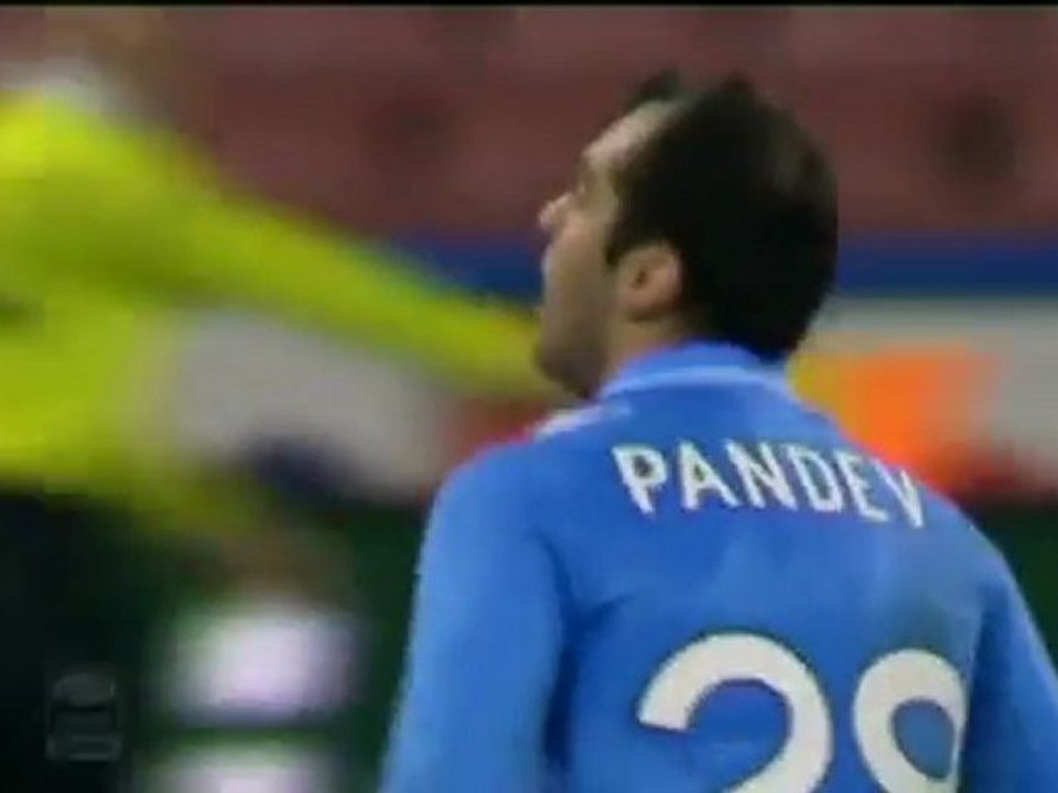 Neapel schießt genua ab