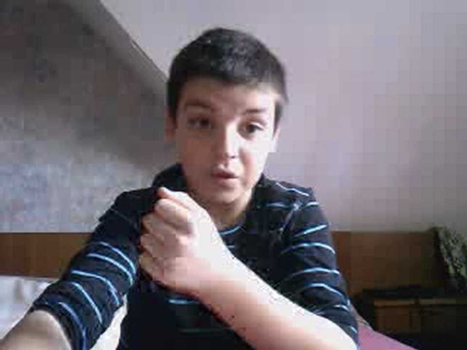 NON CE N EST PAS UN REVE JE SUIS TOUS SEUL