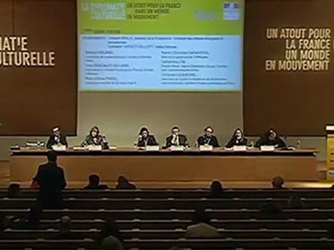 7ème table ronde “Le numérique: nouveaux espaces de diffusion, nouveaux espaces de débat” [2ème partie]