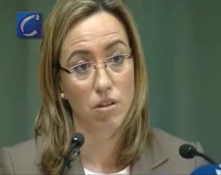 Chacón: ''La retirada de tropas de Kosovo es inamovible''