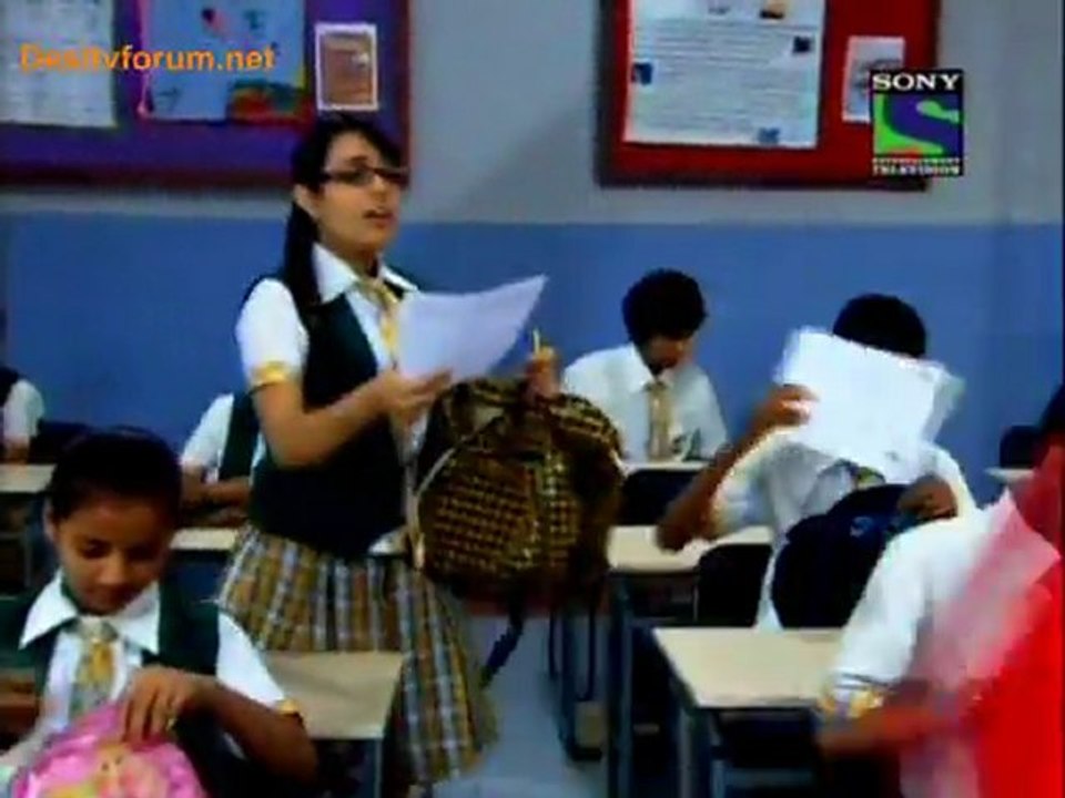 Parvarish Kuch Khatti Kuch Meethi - 22nd December 2011 Watch Video Online p2