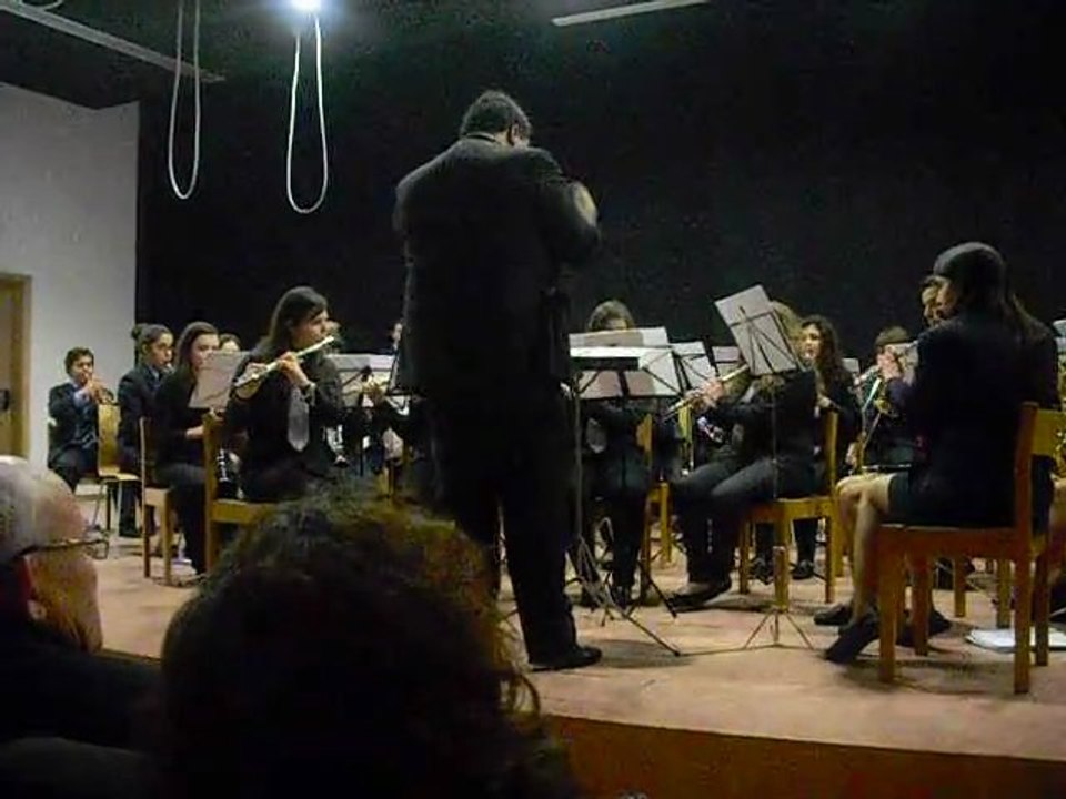 Concerto de Natal da Banda Filarmónica de Penacova - 2011 (medley anos 80 - parte 1)