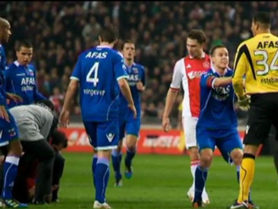 Ajax gegen Alkmaar - Spielabbruch