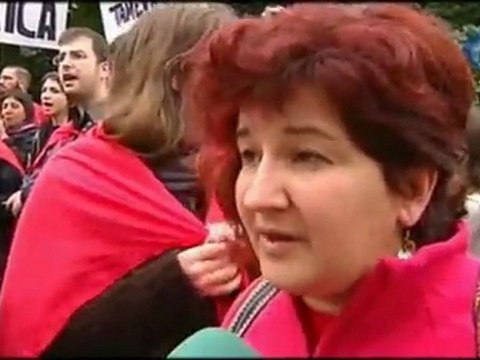 20101106 WEB MANIFESTACIONPAPASANTIAGO cM