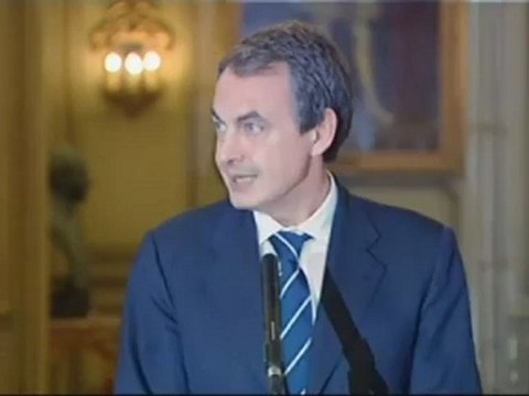 España se suma a la coalición internacional de ataque a Libia