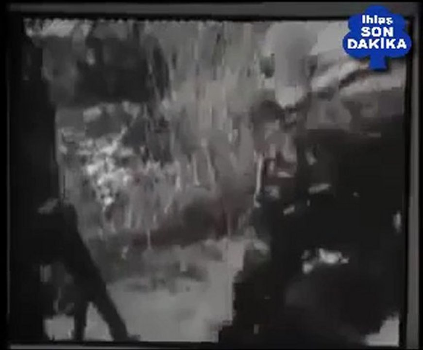 İŞTE AŞŞAĞILIK KÖPEK FRANSA'NIN CEZAYİR SOYKIRIMI,