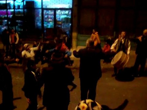 ASKERE DAVULCU HÜSEYİN DAVUL ÇALIYOR SÜSLÜ 0536 738 98 20