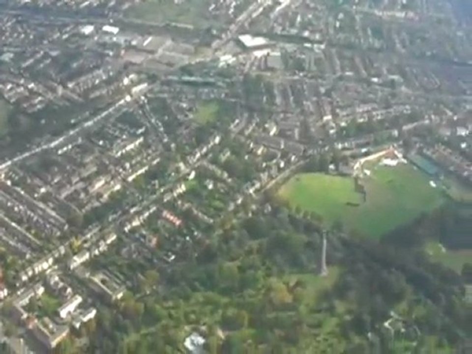 Cumhur Öğretmen Ucaktan LONDRA'yı Ğörüntüledi