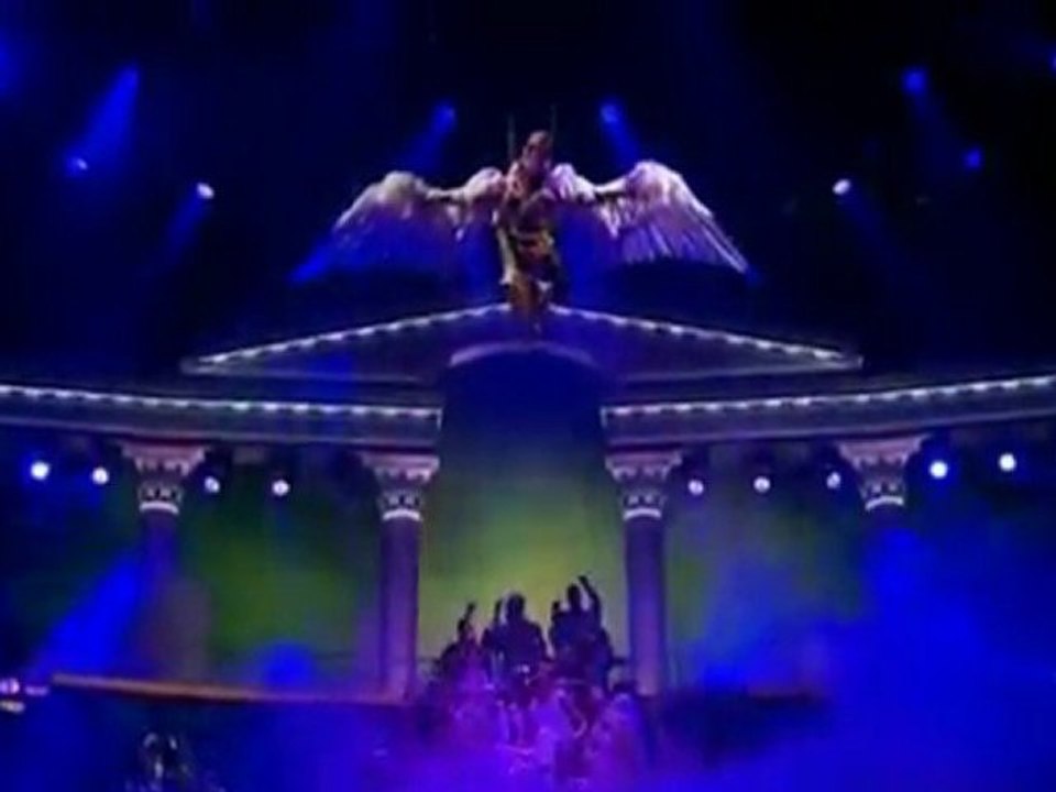 Kylie Minogue - Too Much music Video - aphrodite  les folies tour 2011 scenes