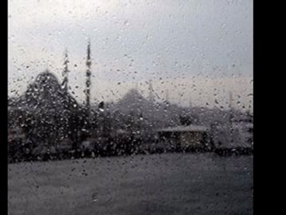 attila ilhan emperyal oteli