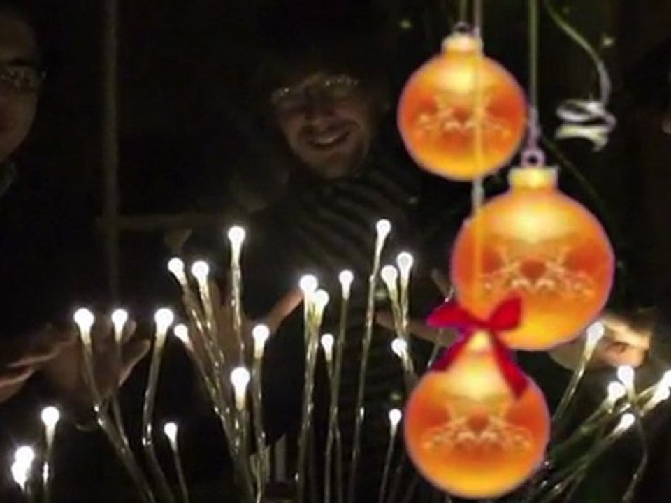 MARRY CHRISTMAS AN A HAPPY NEW YEAR ENGLISHMETAS
