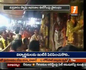 World Famous Piligrimage Sabarimala deckedup huge crowds of devotees