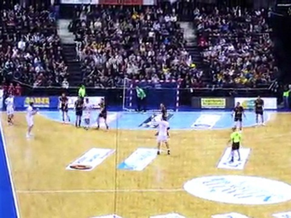 Paty prend son envol à l'aile - Chambéry vs Mon...