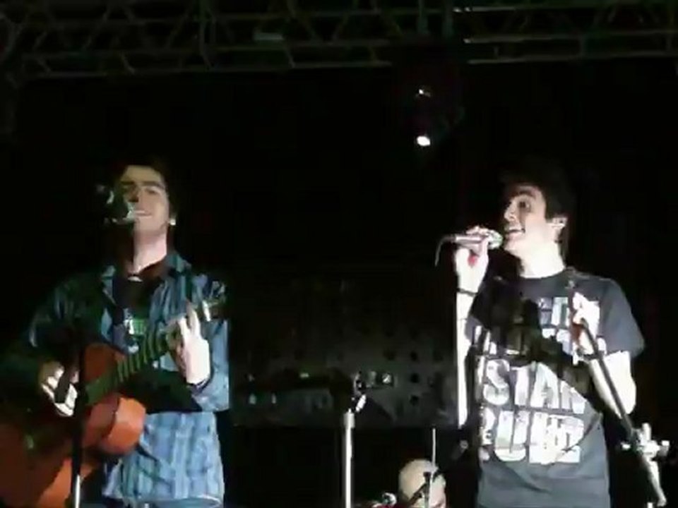 Burdur Konseri - Ersen Gök _ Deniz Gök '' Sen Yoluna 2011 !!