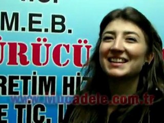 Ehliyet Sınavından 100 Alan Bayan Sürücü Ödüllendirildi