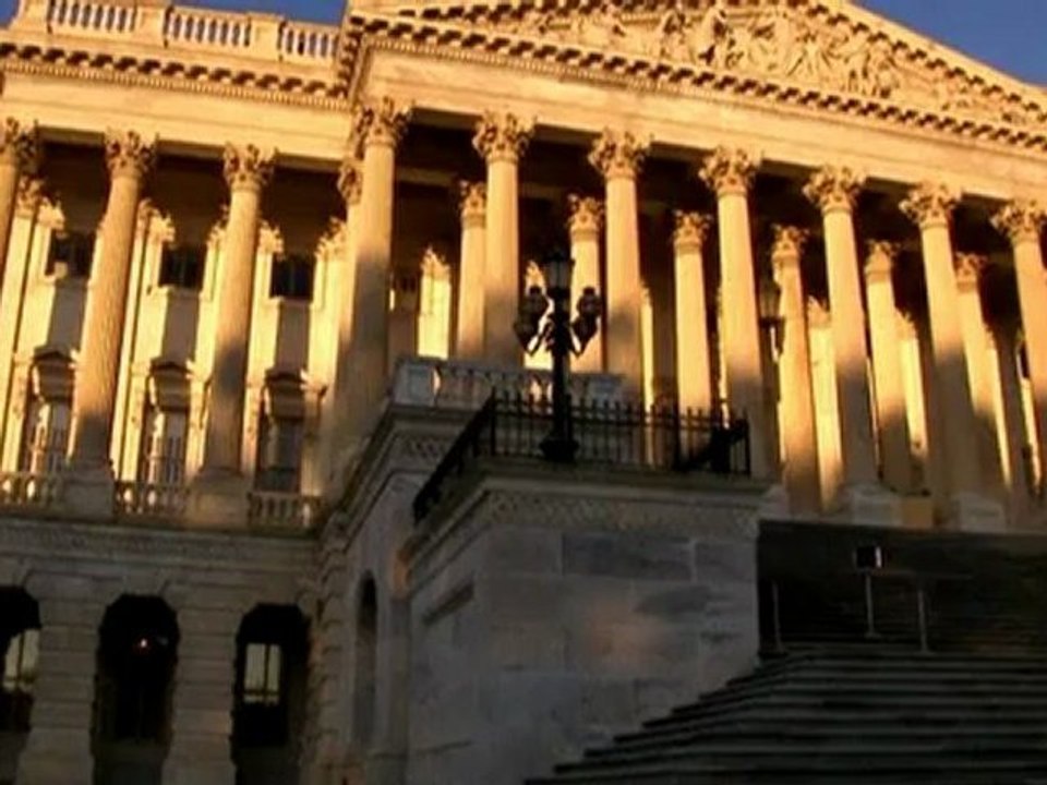 Obama signs two-month extension of payroll tax cut