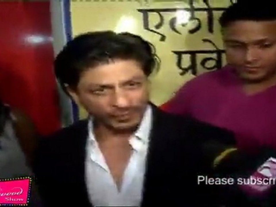New Don Shahrukh Khan Expresses His Joy Of Don 2's Success  At Don -2 Special Screening