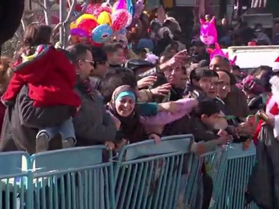 Bethléem : Des dizaines de milliers de pèlerins célèbrent Noël