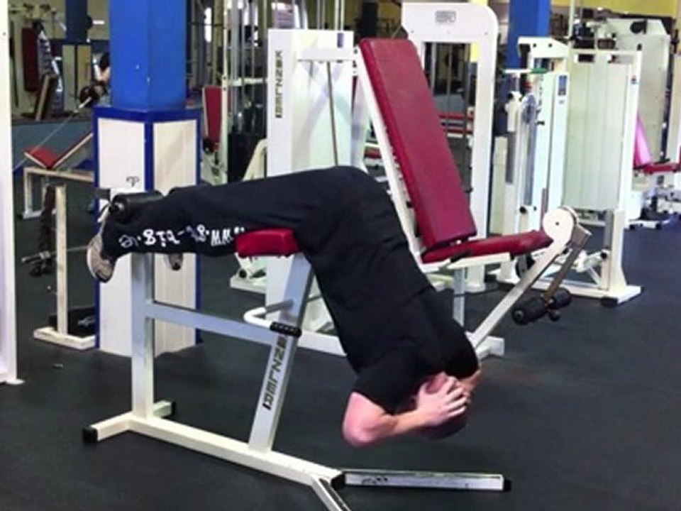 Muskelübung für den Rücken - Hyperextensions