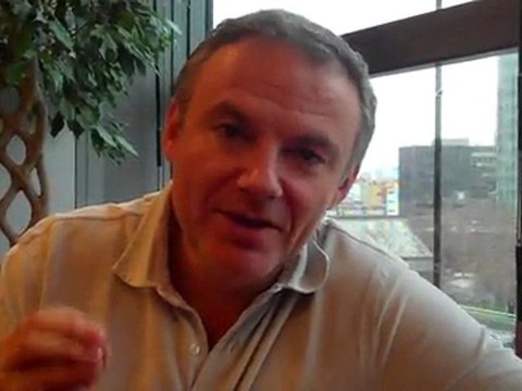 Eric Brunet vous souhaite de joyeuses fêtes.