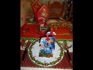 notre jolie table de noél fait par ma femme