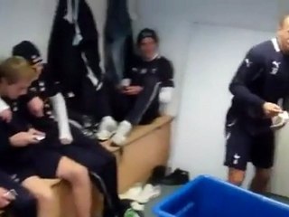 Παίκτες της Τότεναμ τραγουδούν το "Stand by me"