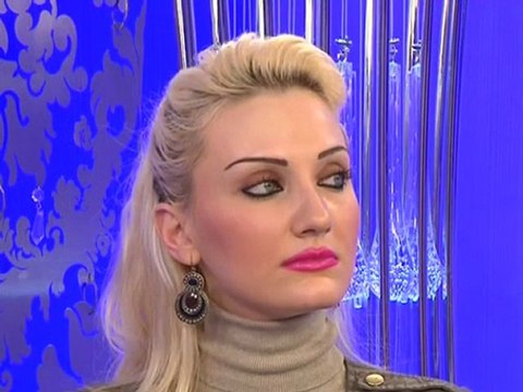 yeni asır gazetesindekn Hüseyin kocabıyık Adnan Oktar bugün ingilterede en çok konuşulan isimlerden biri diyor