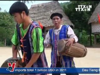 BẢN TIN TIẾNG ANH 01.01.2012 TRUYỀN HÌNH THÔNG TẤN, TTXVN, VNEWS, VNA,