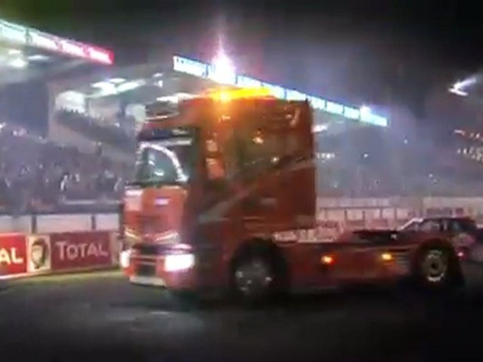 Show FC Compétition avec Fabien Calvet aux 24 Heures du Mans Camions 2011