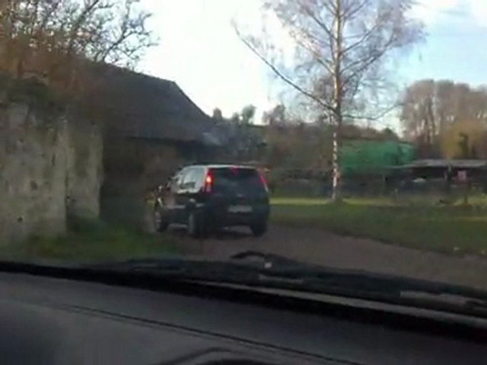 Anais au volant ! planquez vous !!!!!!!!!!!!!