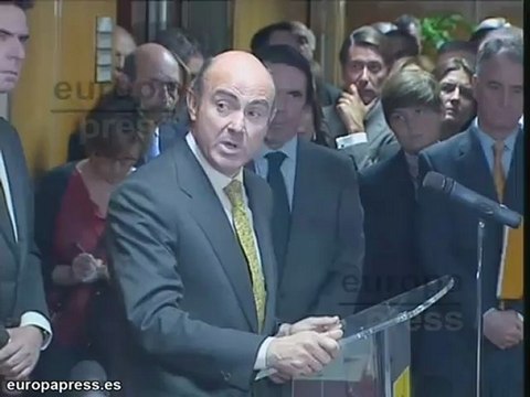 De Guindos prevé recesión en España para 2012