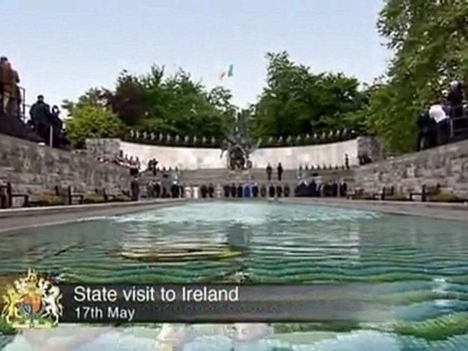 Britain's queen recalls 2011