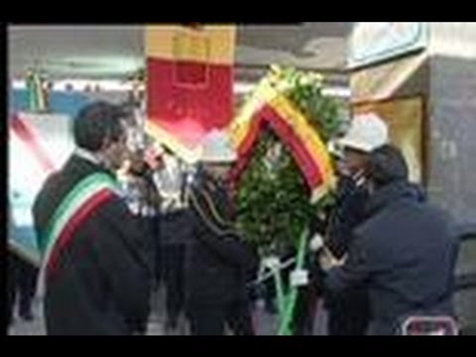 Napoli - Strage treno 904, De Magistris depone...