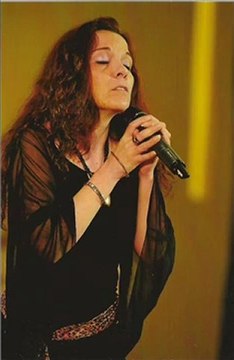 Thaly : reprise de Vole (enregistré avec un mp3)