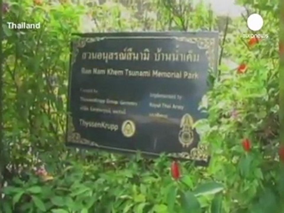 Tributes paid to victims of the 2004 tsunami
