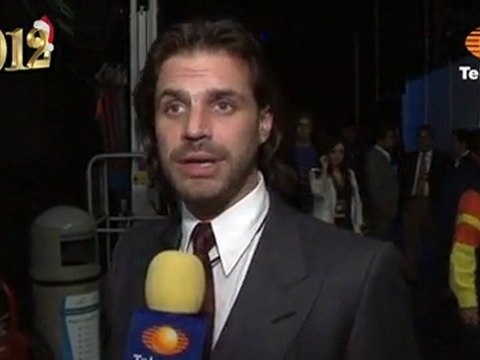 Mark Tacher (@MarkTacher) y su proposito para 2012 en Gran celebración Televisa 2011