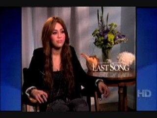 Miley Cyrus On-screen Kiss With Co-star Wasn't Really Acting OTRC