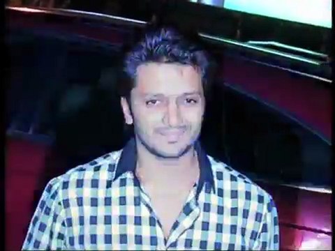 Bipasha Basu And SRK At Jacky Bhagnani's Birthday