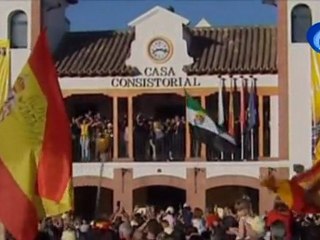 Emotivo recibimiento a Contador a su llegada a Madrid