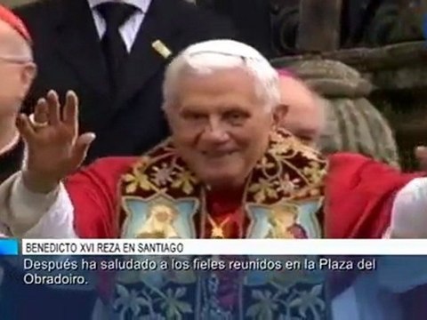 20101107 WEB papavisitaobradoiro CM