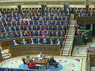 El rey pide unidad ante la crisis en la Apertura de la X Legislatura