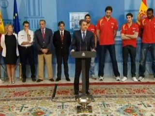 Zapatero: "Sois leyenda para los españoles, sois leyenda para el baloncesto"