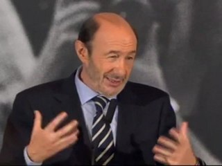 Rubalcaba opina que con el PP habrá un retroceso en las leyes