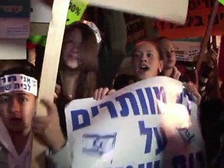 Thousands of Israelis protest against calls for segregation