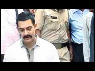 Aamir Khan's 46th Birthday Celebration - Bollywoodhungama.com