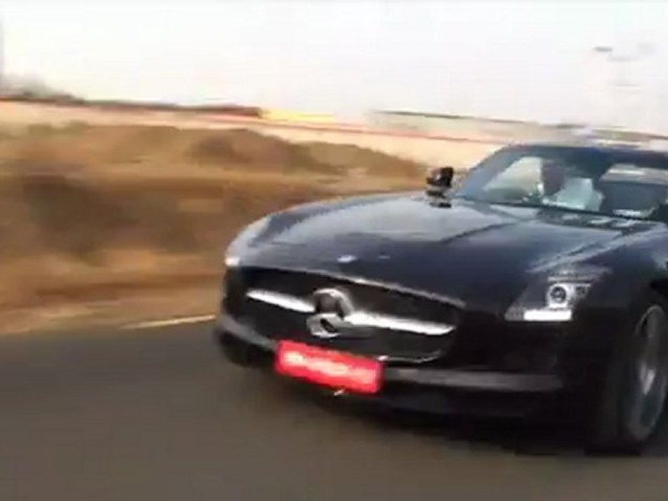 Mercedes benz SLS roadster super car